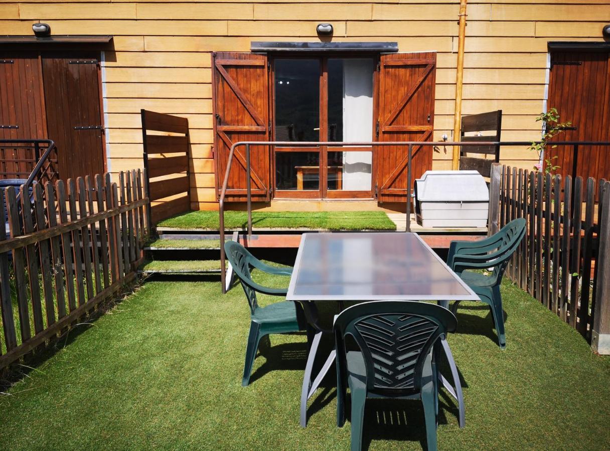 Duplex Con Jardin En Pirineos, Totalmente Equipado Apartment วิลยานัว ภายนอก รูปภาพ